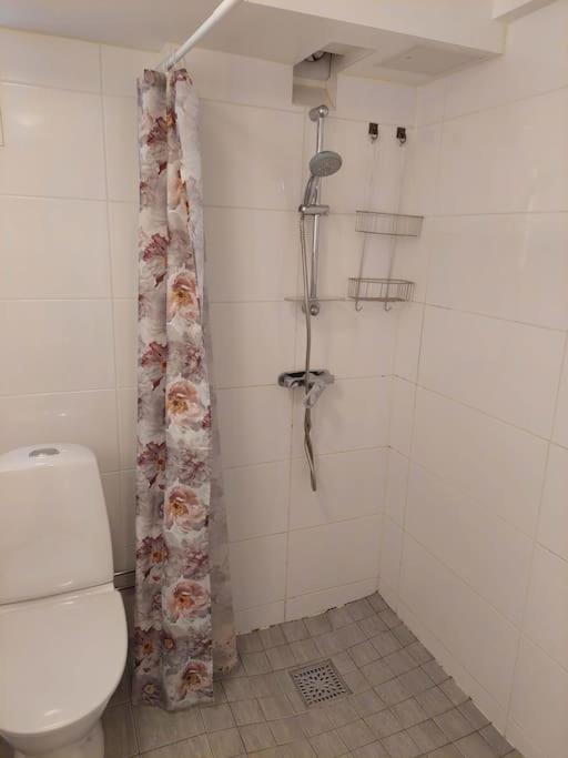 Laegenhet Pa Landet Naera Stan Apartman Jonsered Kültér fotó
